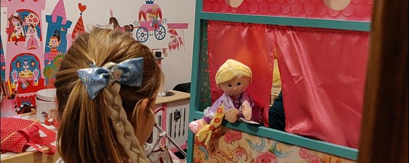 PERCHE’ I BURATTINI? GIOCARE AL TEATRO